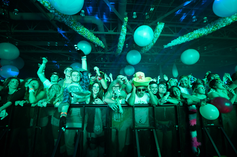 Five-hundred pounds of confetti were fired from a cannon and thousands of