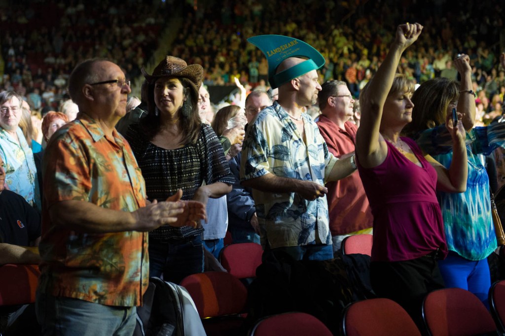 The cold and the rain be damned, Jimmy Buffett fans were thinking