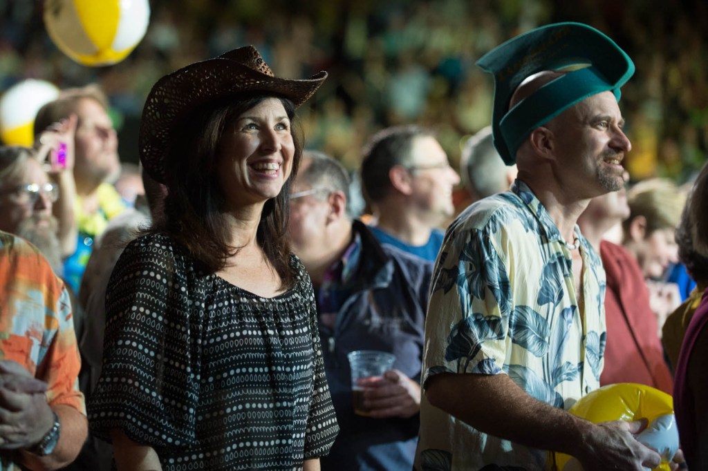 The cold and the rain be damned, Jimmy Buffett fans were thinking