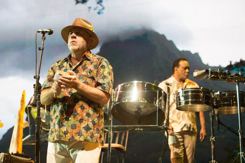 The cold and the rain be damned, Jimmy Buffett fans were thinking