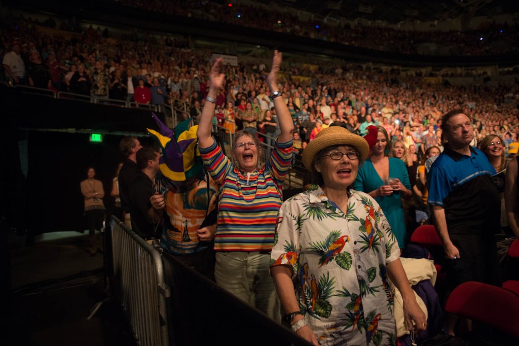 The cold and the rain be damned, Jimmy Buffett fans were thinking