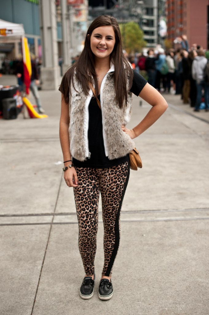 Teresa Derouin/Value VillagePDRTJS_settings_6267020 = {id : 6267020,unique_id : default,title : ,permalink : };