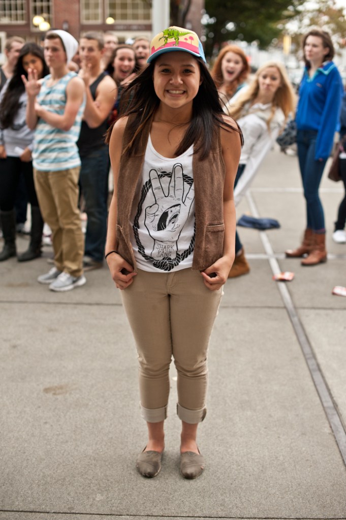 Regina/GoodwillPDRTJS_settings_6267042 = {id : 6267042,unique_id : default,title : ,permalink : };