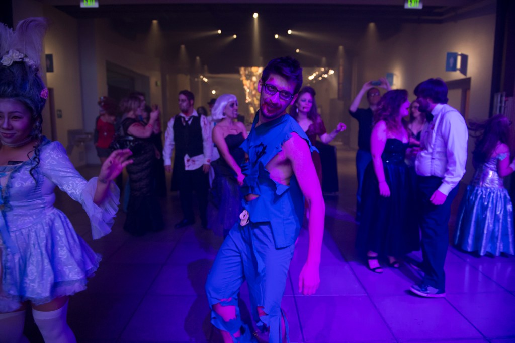 Seattle got into the ghoulish spirit this weekend and the Undead Prom,