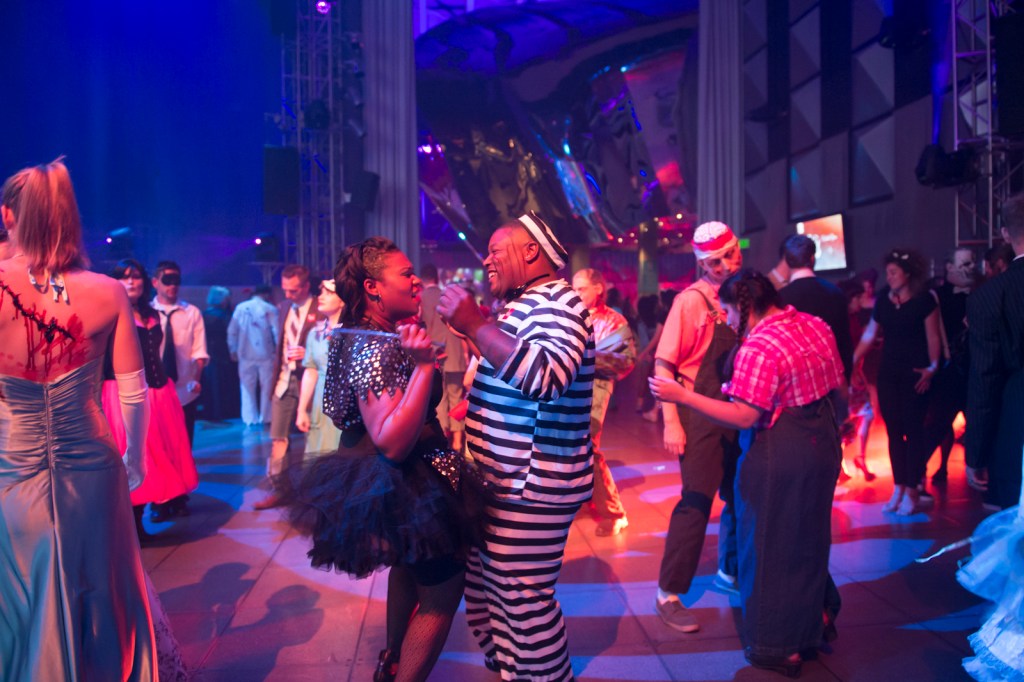 Seattle got into the ghoulish spirit this weekend and the Undead Prom,