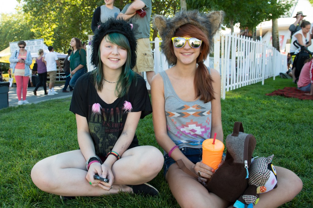 No better way to get an idea of what's hip to wear