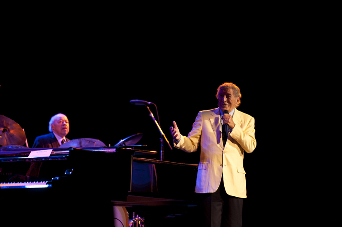 The sun stayed out for another day, and Tony Bennett, Yelawolf and