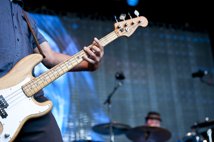 The sun stayed out for another day, and Tony Bennett, Yelawolf and