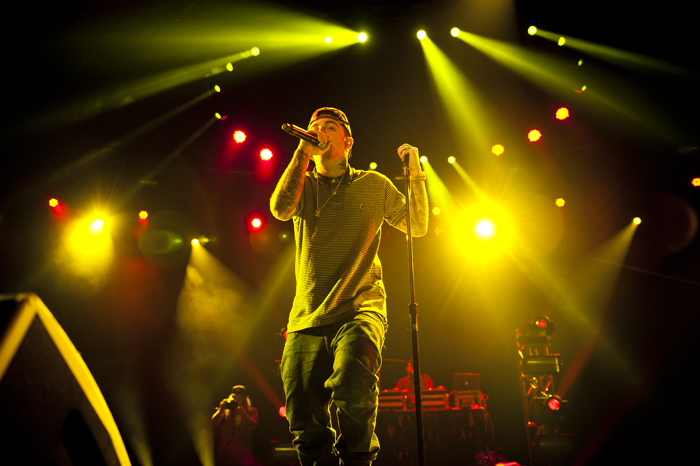 The sun stayed out for another day, and Tony Bennett, Yelawolf and