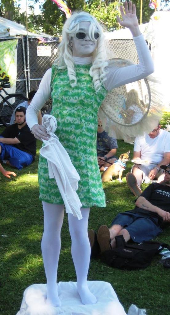 In honor of the fast-approaching Hempfest 2012, here's a collection of lovely