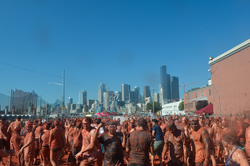 Those not afraid of seeing how catsup gets made converged at Pyramid