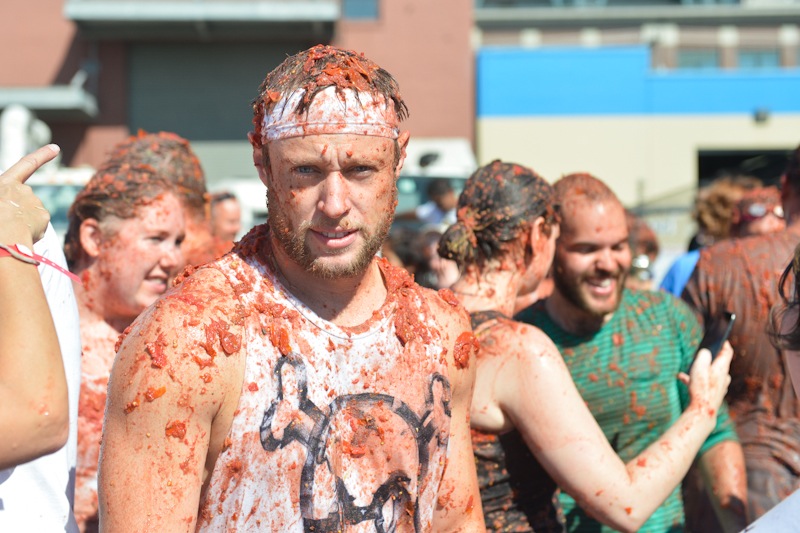 Those not afraid of seeing how catsup gets made converged at Pyramid