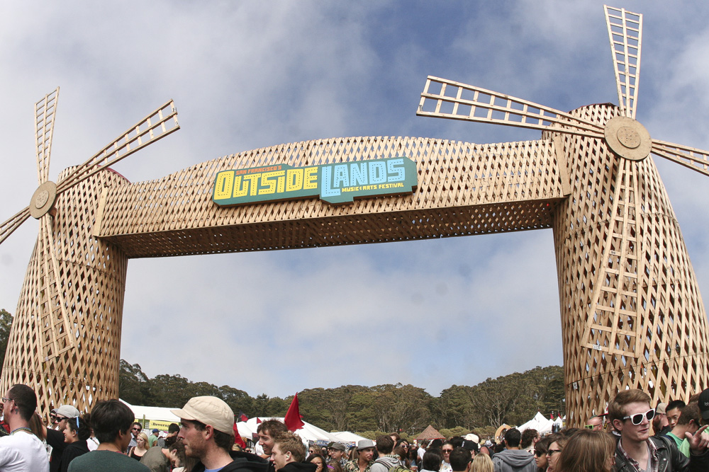 SAN FRANCISCO - AUG 11: The 5th Annual Outside Lands Music & Arts Festival on August 11, 2012 in Golden Gate Park in San Fransisco, CA ( Christopher Victorio).
