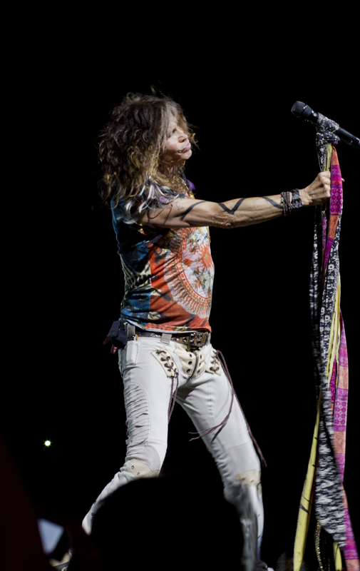 Steven Tyler, Joe Perry and company weaved the dreams of adoring children