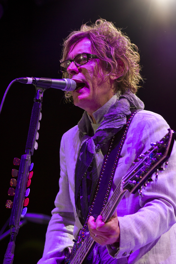 Steven Tyler, Joe Perry and company weaved the dreams of adoring children