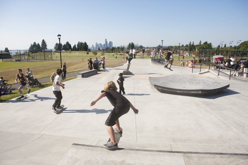 Tony Hawk and his Birdhouse buddies were in Seattle Thursday to try