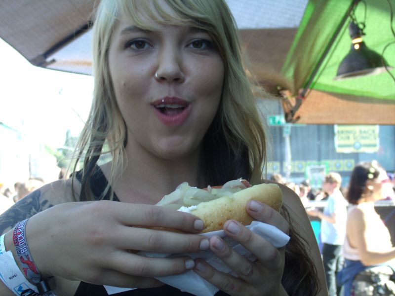 Big Mario's staffer Melissa takes a break with a beef w/ everything Comet Dog.