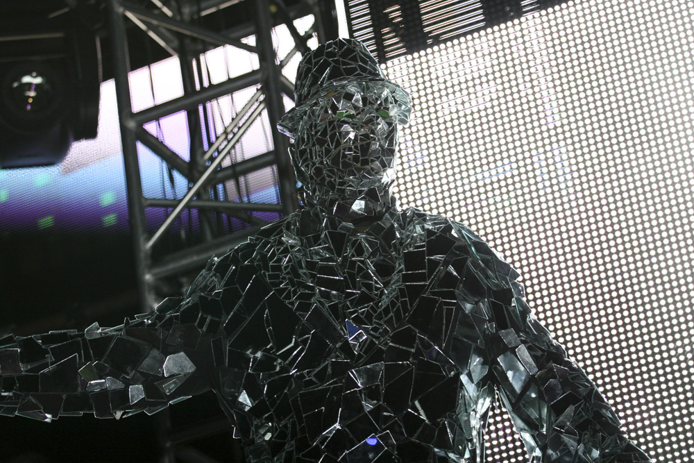 The Electric Daisy Carnival Saturday evening was suppose to be the best