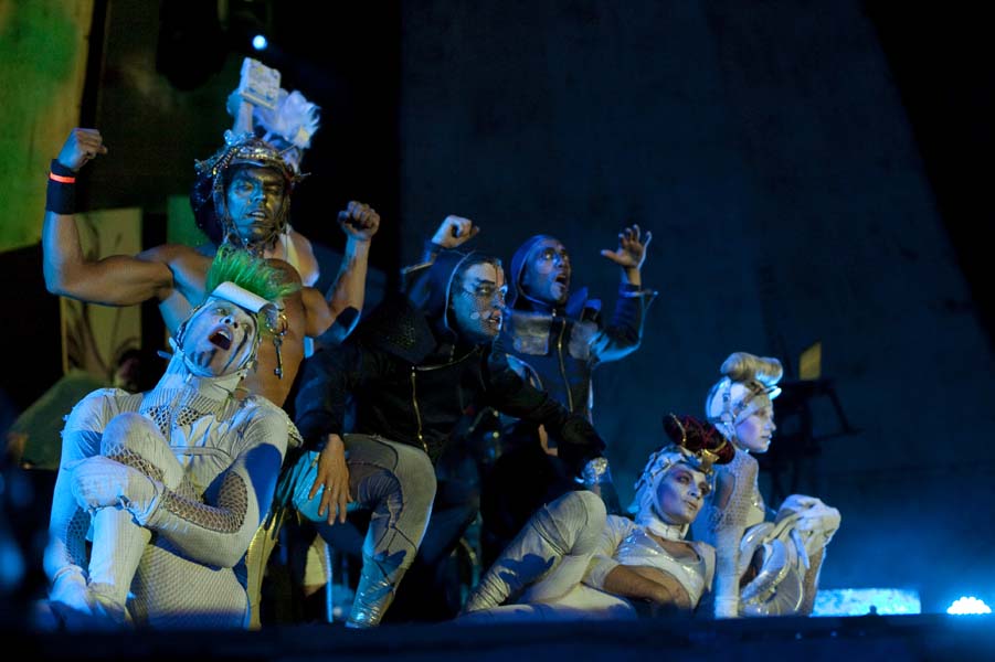 Checking out the performances from Sunday, April 22 a Coachella, including First