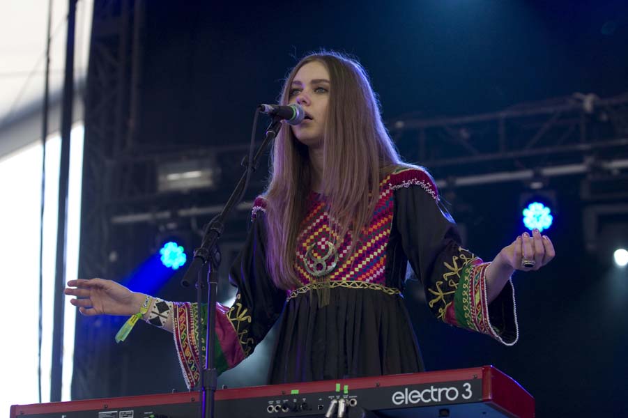 Checking out the performances from Sunday, April 22 a Coachella, including First