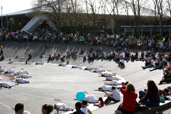 On Saturday hundreds of dancers gathered at the Seattle Center fountain to
