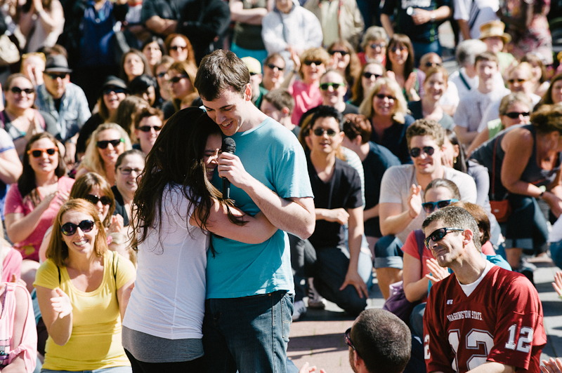 Over 1,500 dancers and tv-enthusiasts participated in the Glee-themed flash mobs that