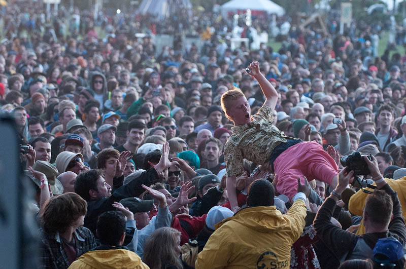 There were four kinds of people at Coachella Friday: People trying to