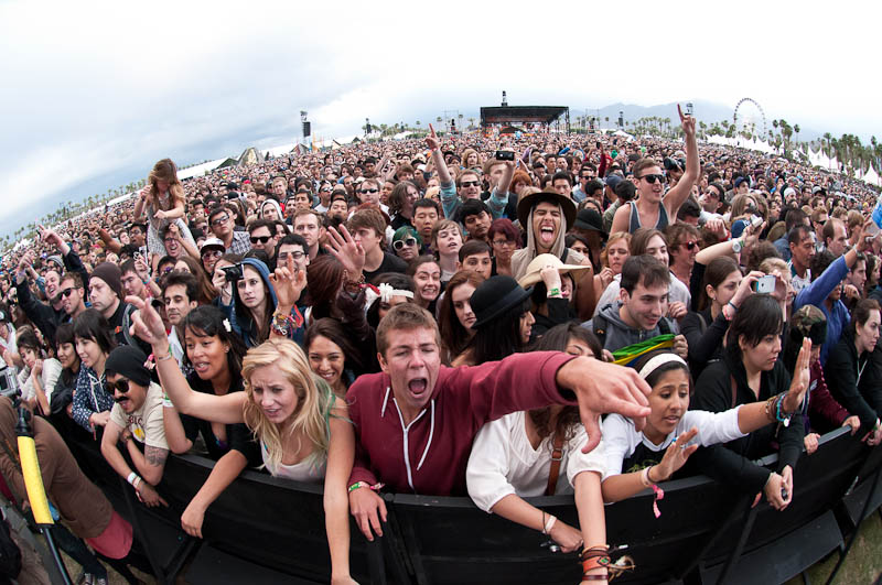 There were four kinds of people at Coachella Friday: People trying to