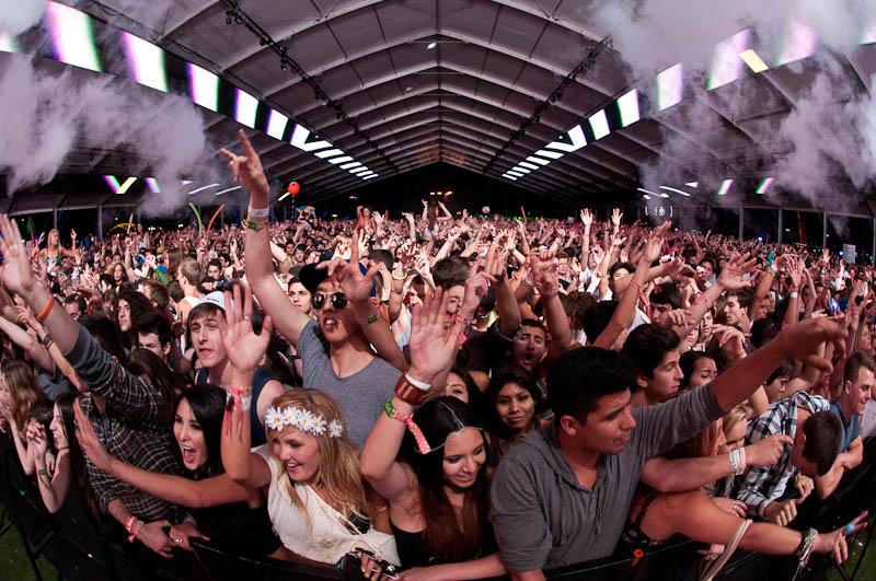 There were four kinds of people at Coachella Friday: People trying to