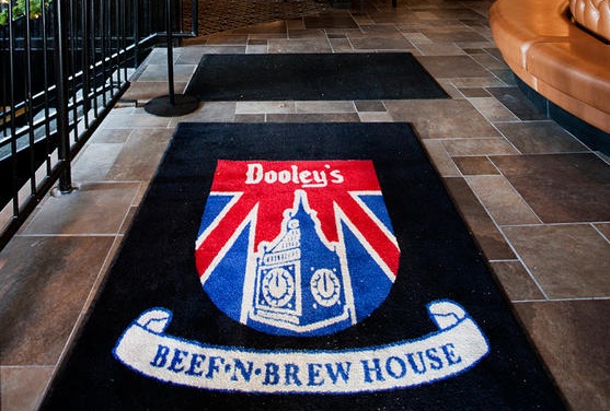 And occasionally, an Irish bar will display a gross misunderstanding of Anglo-Irish relations, like at  Dooley's Beef N Brew House in St. Louis, Missouri.