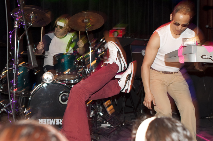 On Friday night at the Nectar Lounge, Michael's band Nite Wave performed to a crowd of rowdy 80's lovers!