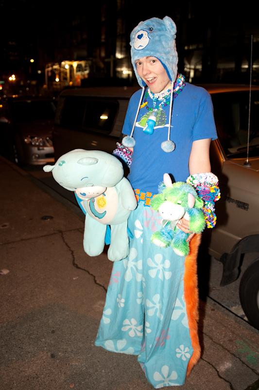 Teenagers and twenty-somethings packed the house for a "blue themed" dance party