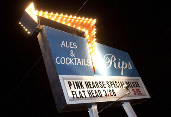 Dive Bars don't use web 2.0 marketing techniques. Rips in Phoenix, Arizona.