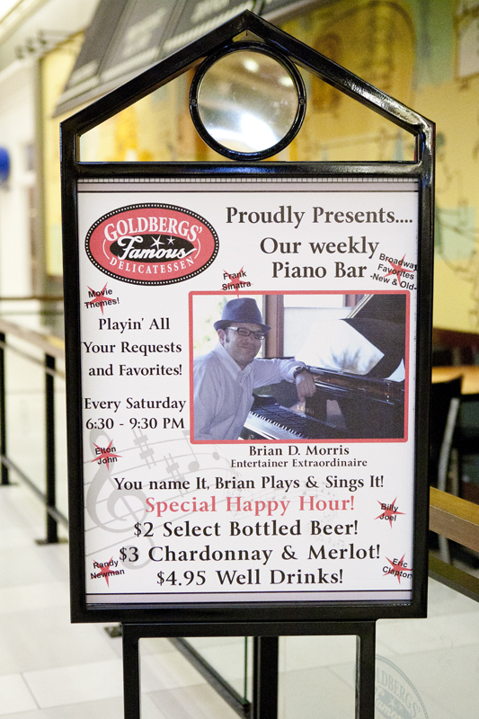 Nothing says deli like having a pianist playing all your favorite hits.