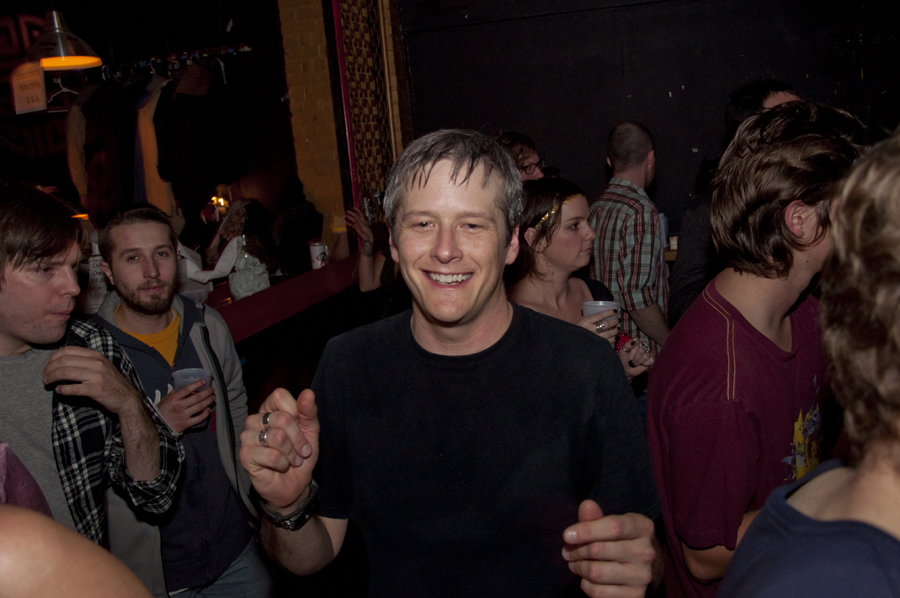 DJ Nipper dancing between sets!