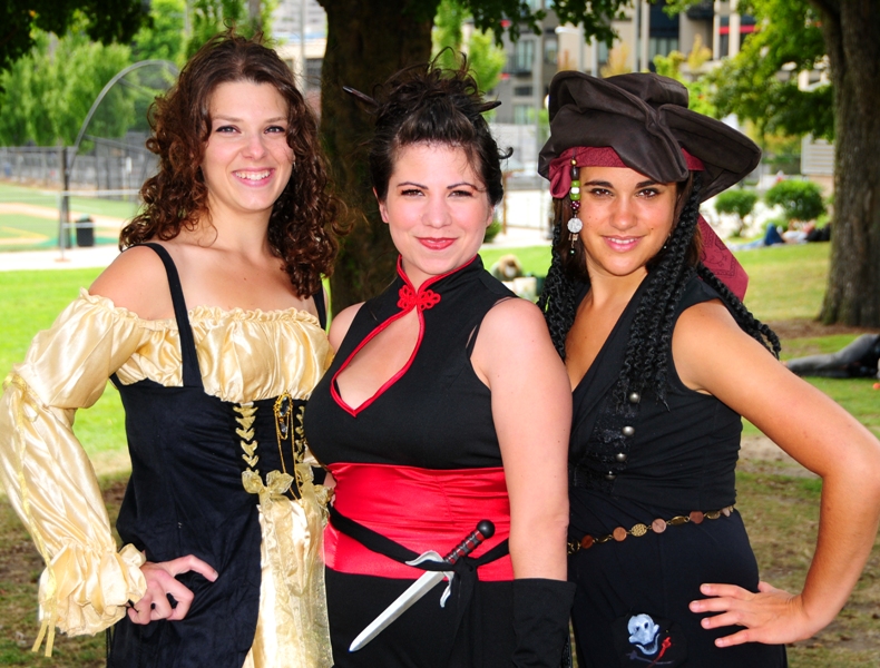 Pirates Jessica Geros, Keridwyn Deller and Shari Pomerantz start the day at Cal Anderson Park.