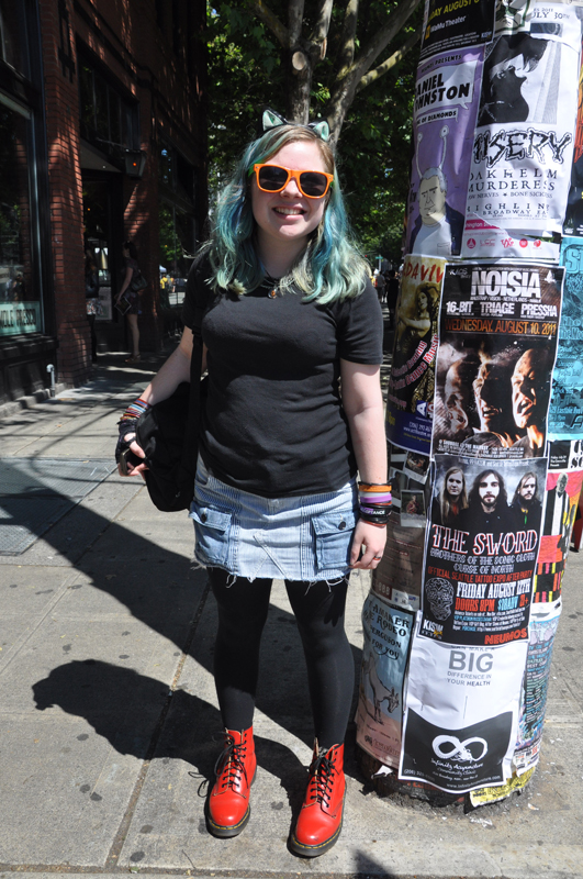 Violet's green cat ears perfectly matched her hair!