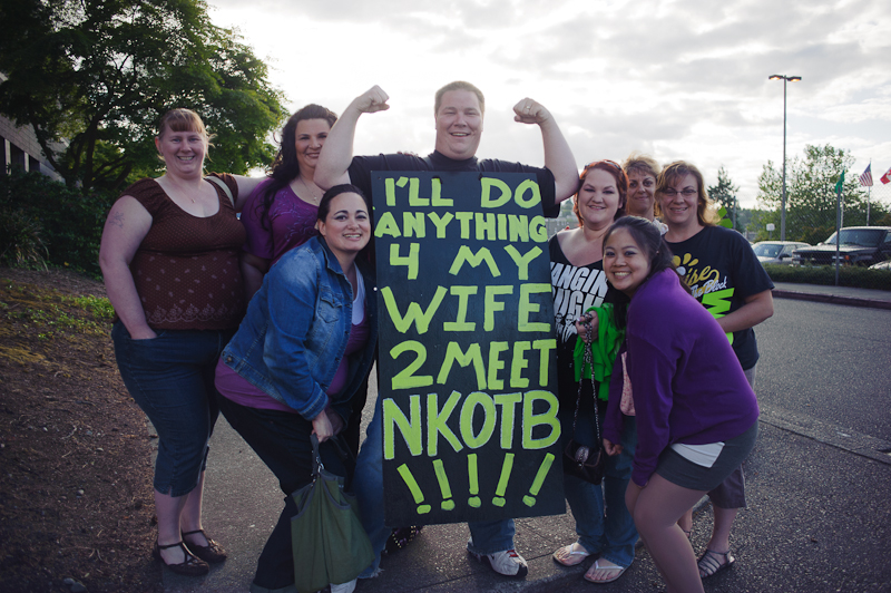 One of the NKOTBSB's must be on his wife's free pass list. Or, he really screwed up real bad.