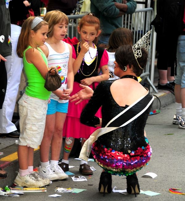 A chat with Miss Gay Washington. The girls really wanted to know where they could upgrade their tiara's to the size she has.