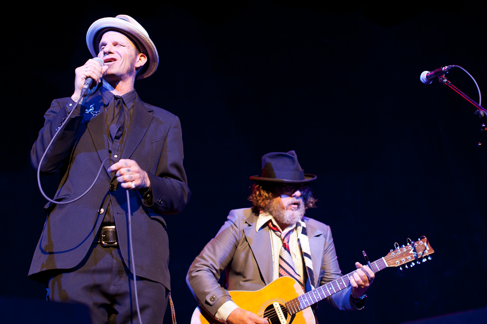 The rock 'n roll smirk.