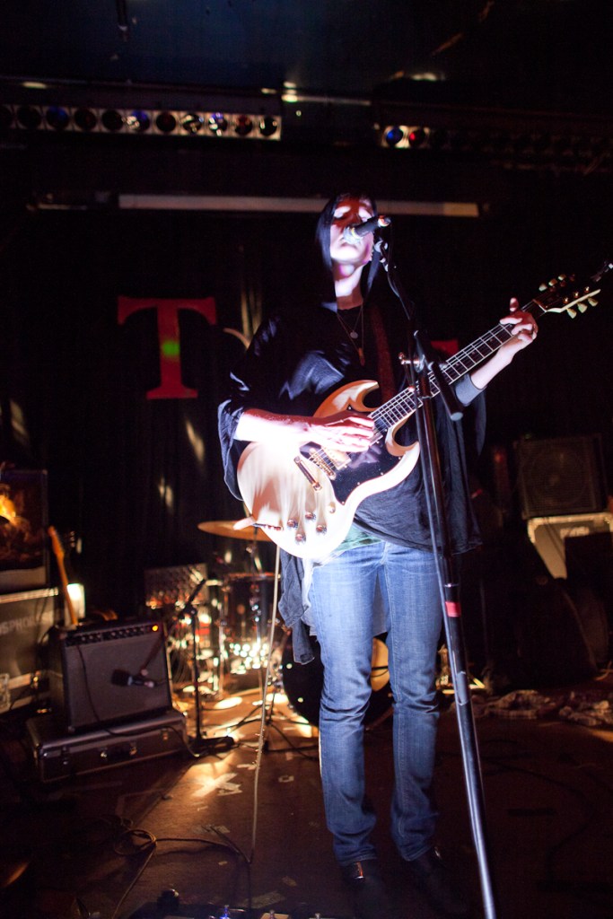 With an opening from Betsy Olson and Family Band, Phosphorescent played a