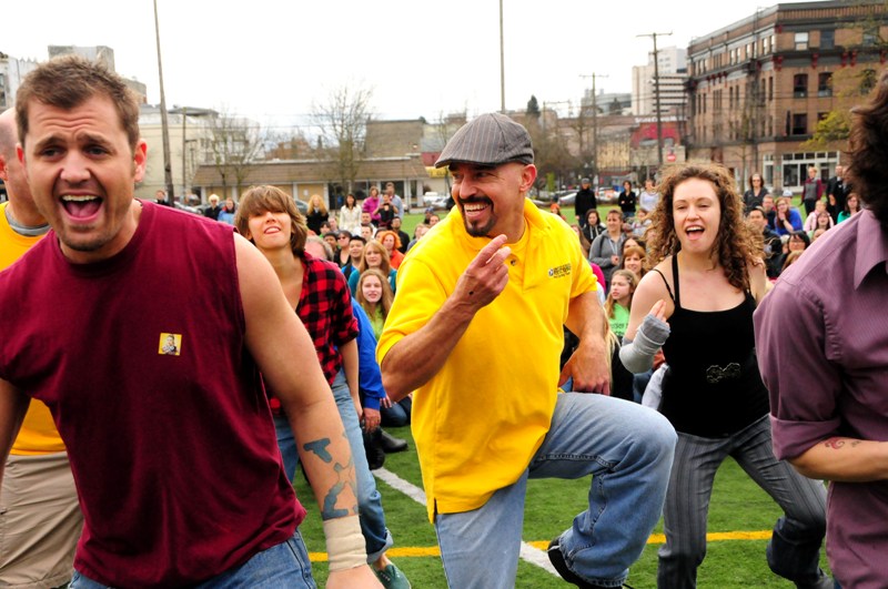Seattle loves its flash mobs! This weekend, 1100-1200 mobbers participated in Seattle's