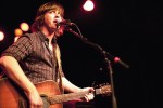 Still a serial lady killer, Rhett Miller and the boys from Texas