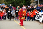 A turkey leads off the KidsaE™ Dash