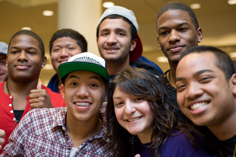 Kim Kardashian made an appearance at the Bellevue Square Nordstrom yesterday and