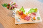 Small Platter ChefaE™s choice of assorted Sashimi or Nigiri.