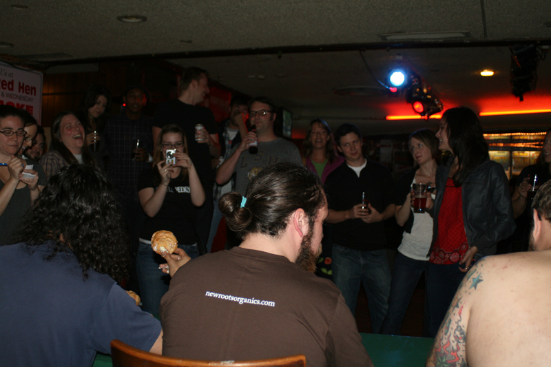 The rabid crowd of cream puff munch-off fanatics.