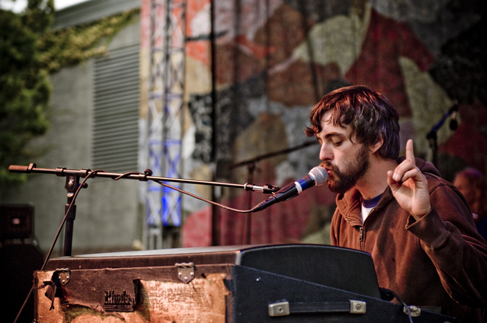 "It took a few songs before the Moondoggies really caught their stride