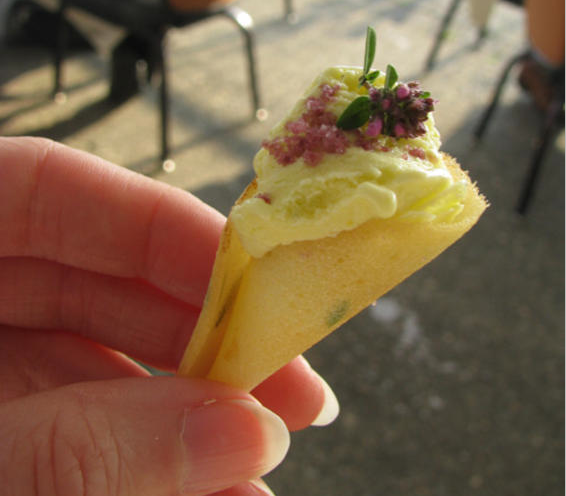 The tiniest ice cream cone ever at the Salish Lodge's Farm to Table, Vine to Glass dinner featuring organic food from Full Circle Farm and delicious wines fro Efeste.