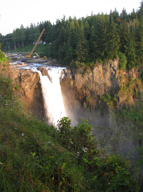 Snoqualmie Falls always provides a lovely backdrop.